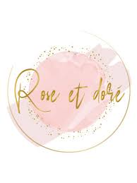 Chemin de table brillant rose. Kit Anniversaire Rose Et Dore Decoration Pour Table D Anniversaire Rose