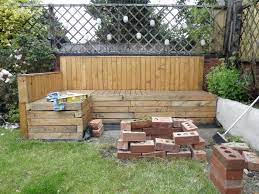 This chic fire pit is a elegant alternative to the traditional garden pit. How To Build A Diy Fire Pit Using Bricks For Under 25 Kezzabeth Diy Renovation Blog