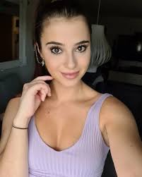 femme mûre pleine de passion