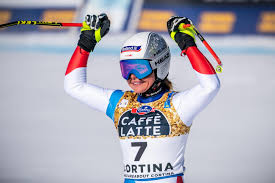 Discover more from the olympic channel, including video highlights, replays, news and facts about olympic athlete corinne suter. Ski Wm 2021 Gold Liensberger Gelingt Phanomenales Rennen Ski Alpin