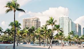According to the us census bureau in 2004, the city of miami had a population of 379,724. My 7 Favorite Hostels In Miami