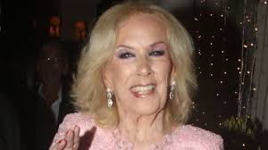 Sale a la luz una foto que muestra cómo era Mirtha Legrand a los 24 años