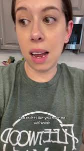 #stitch with @averagerichhousewife some #realtalk instead of #royaltalk for  a sec. #parenting #selfworth #housewifelife #trending #fyp  #chronicillnessmama #autoimmunedisease #momof3 #yesand