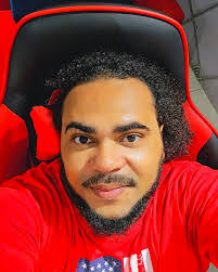 Cecil Harry's Instagram, Twitter & Facebook