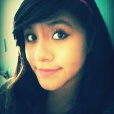 Leslie Murrieta's Instagram, Twitter & Facebook