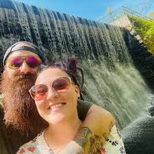 Tribute Performance to Freddie Mercury