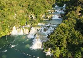 Der nationalpark krka ist ein absolutes highlight in kroatien! Nationalparks Kornati Krka Paklenica Tourismus Pakostane Dalmatien Kroatien