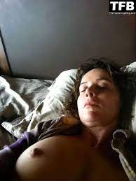 Jennifer Grey Nude Photos & Videos 2024 | #TheFappening