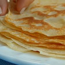 Pfannkuchen Cukit Wir Teilen Ein Rezept Um Pfannkuchen Zu Machen Sehr Einfach Und Leicht Sie Sind Wirklich Sehr In 2020 Rezeptideen Rezepte Lebensmittel Essen
