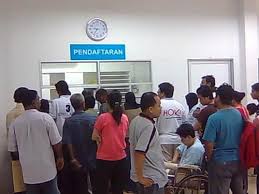 5) tidak dekat anak sungai, sungai atau badan air yang dapat mengikis pondasi. Klinik Kesihatan Gunung Rapat Alshalihi