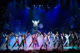 A tribe of cats called the jellicles must decide yearly which one will ascend to the heaviside layer a great movie musical should organically blend song and dialogue, with each complementing the other. Trans 210206 Musical Cats In Seoul And Busan Celebrates 40th Anniversary In Korea Musical In Life