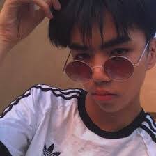 Anthony Mok's Instagram, Twitter & Facebook