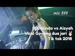 Dalinda Vs Aisyah Goyang Dua Jari Original Tik Tok Remix 2018 Fullhd 1080p Youtube Musik Dj Dj Lagu