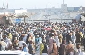 Afghanistan's central statistics organization (cso) stated in 2011 that the total number of afghans living inside afghanistan was about 26 million and by 2017 it reached 29.2 million. Pco27 Ghxnolnm