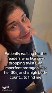 Devil's News: A Twisty Thriller with Jaw-Dropping Twists and a High Body  Count