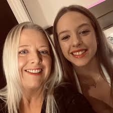 Karin Steele (@karin_steele82)