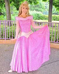 Pin By Hakon Hoff On Princess And Prince Disney Princess Dresses Disney Face Characters Disneyland Princess