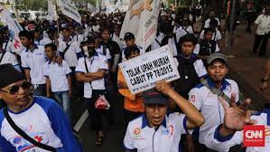 (3) statistik indonesia, filipina, singapura dan. Buruh Tawar Kenaikan Upah Minimum Tahun Depan 1 5 2 Persen