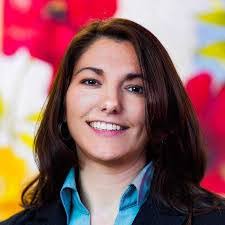 Lisa Lees's Instagram, Twitter & Facebook