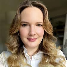 Anya Taylor-Joy wants to play Elsa in a live-action 'FROZEN' movie