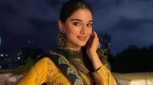 Saiee Manjrekar Wiki Bio Birthday Age Height Boyfriend Family Career Instagram Net Worth Biographia Hub Checkout sonakshi wiki age, biography, career, height, weight, family. saiee manjrekar wiki bio birthday