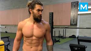 Arthur zeigte bereits in der. 7 Dinge Die Du Noch Nicht Uber Jason Momoa Gewusst Hast Galaxus