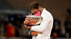 Schwartzman vient à bout de thiem après 5 sets et 5 heures de très grand tennis. Sandplatzkonig Nadal Gewinnt Traum Finale Gegen Djokovic Sport Dw 11 10 2020