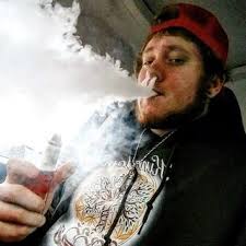 Aaron Diebert (@cpt_vape)