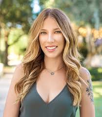 From haircuts to color, from perms to chemical straightening, we've got you covered with the hair salon services you need. Ally Hair Stylist Orlando Prive Salon