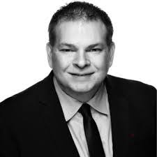 Ann Agnew's Instagram, Twitter & Facebook