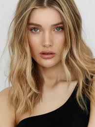 Elise Faust's Instagram, Twitter & Facebook