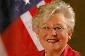 Governor apologizes to Anniston resident fired by Bentley