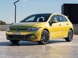 Although utmost care is taken in supplying accurate data and images, cars.co.za, duoporta management, employees or sources may not be. Volkswagen Golf 2021 Price In Malaysia News Specs Images Reviews Latest Updates Wapcar