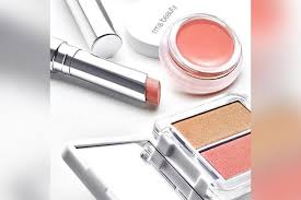 These products are recommendations made by our team at mybest philippines. Make Up Safe For Pregnant And Breastfeeding Mommies Sunstar