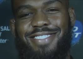 La reazione di Islam Makhachev quando ha incontrato un tipo di 7 piedi in  palestra 😭 "Non puoi sorprendere la gente, fratello." 💀 : r/ufc