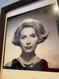 Parmi eux, olivia grégoire a été nommée. Olivia Gregoire A La Fin Des Annees 1950 Ma Maman Facebook