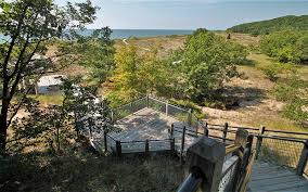 Ford international airport is a commercial airport in cascade township approximately 13 miles southeast of grand rapids, michigan. Rosy Mound Natural Area Ottawa County Michigan