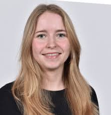 Lily Rees's Instagram, Twitter & Facebook