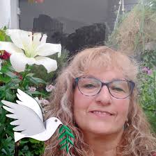 Vivir con alegría added a new photo —...