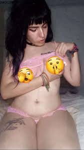 yumi Muniz Serviços, Packs, Fotos, Vídeos e Perfis