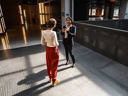 Dr. Peter Levins, MD