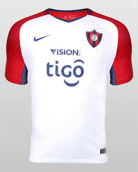 O club cerro porteño do paraguai divulgou os novos uniformes para o centenário que comemora em 2012. Camiseta Alternativa Nike De Cerro Porteno 2018 Marca De Gol