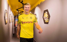 Welcome to the reddit home of borussia dortmund! Evonik Diminui Exposicao Apos Vender Participacao Do Borussia Dortmund Mkt Esportivo
