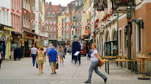 Düsseldorf Old Town Travel Guide: Best ...