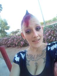 Crazy to see so many people listed as "unidentified bodies" when they have  such clear identifiable tattoos or had a cell phone when found,  identifiable clothing. Makes me so sad :( how