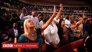 Apakah kepentingan agama dalam kehidupan seseorang manusia? Bagaimana Nasib Agama Di Masa Depan Bbc News Indonesia