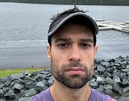 Today Team Homestretch is introducing Alena Slayton, a newly minted 40 year  old hoping to qualify for the Boston Marathon. Alena, from Belarus, came to  the US in 2007 and works as