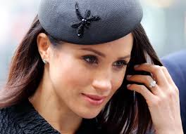 The two announced the news monday morning in a statement from kensington palace. Meghan Markle S Engagement Ring How It Stacks Up To Other Royal Rings Glamour