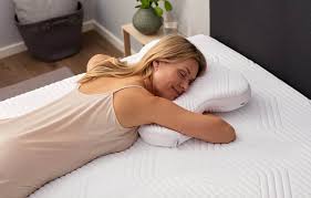Die perfekte matratze für bauchschläfer ist deshalb weder zu weich noch zu hart. Spezialkissen Fur Bauchschlafer Und Allergiker Alles Zum Schlafen