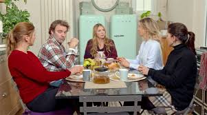 Les années ont passé depuis l'époque de la cafét' et du garage. Les Mysteres De L Amour Saison 25 En Avance Les Resumes Complets Des Episodes Les Mysteres De L Amour Nouveautes Tele Com